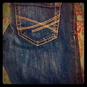 Abercrombie and Fitch jeans NWOT SIZE 1/2